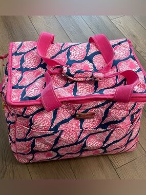 Lily Pulitzer Insulated Large Beach Cooler in the "Cute As A Shell" pattern